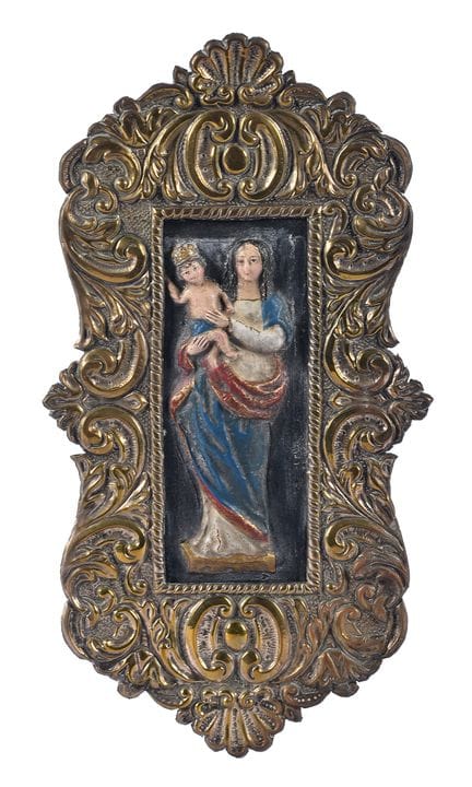 Rilievo in legno policromo raffigurante la Madonna