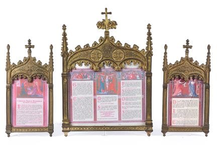Lotto composto da tre sacre realizzate in bronzo. 