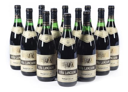 Lotto composto da dodici bottiglie di vino Viña La