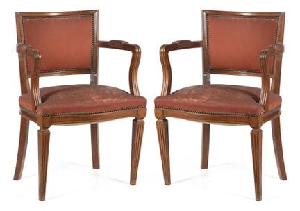 Paire de fauteuils en bois de Guinée, avec dossier