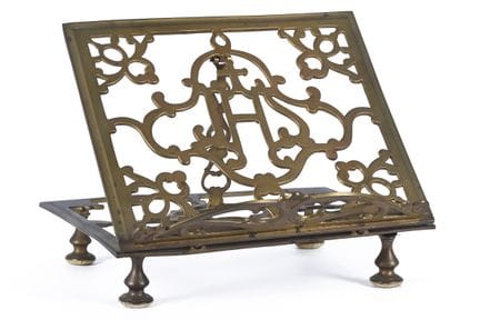 Leggio ribaltabile realizzato in bronzo e decorato