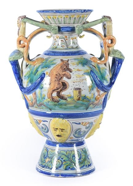 Vase made of Talavera ceramic. Niveiro. Previous r