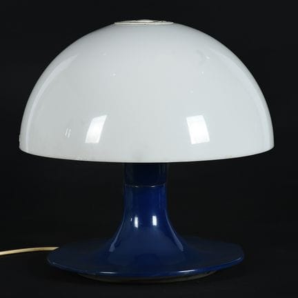 Mushroom-shaped table lamp made of metal and ABS. 
