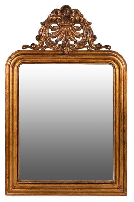 Mirror made of carved wood. 20th century. 130x85 c