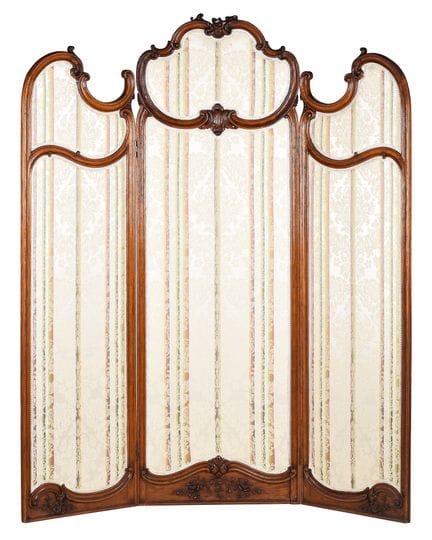 Carved oak screen. Early 20th century. 185x162 cm