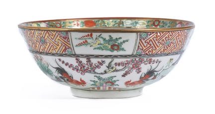 Bowl made of Macau porcelain. Early 20th century. 