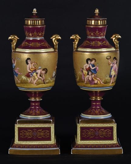 Pair of Viennese porcelain vases with lids. 19th c