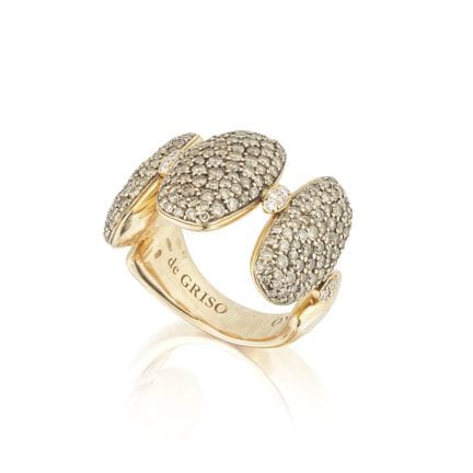 DE GRISOGONO: ANILLO DE DIAMANTES
Compuesto por tr