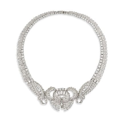 COLLAR DE DIAMANTES
Motivos en espiral, engastados