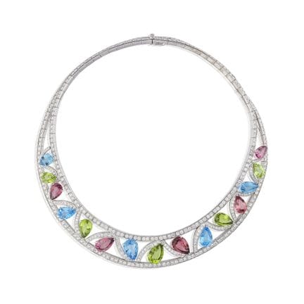 COLLAR DE PIEDRAS DE COLOR Y DIAMANTES
Collar cort