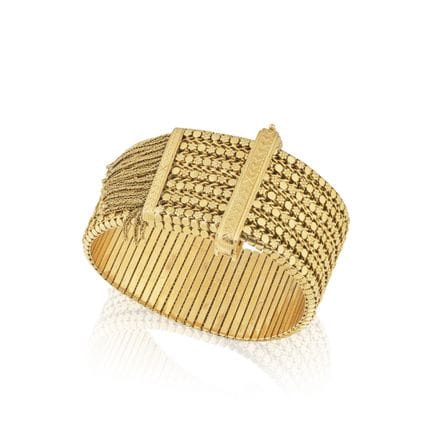 PULSERA DE ORO
Compuesta por hileras de eslabones 
