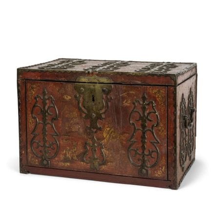 Cofanetto con decorazioni in stile giapponese e ce