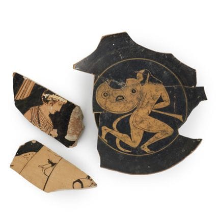 Tre frammenti di ceramica attica a figure rosse, c