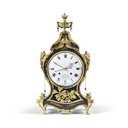 Orologio da tavolo “Grande Sonnerie” con verniciat