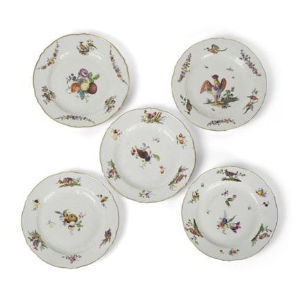 Cinque piatti in porcellana di Meissen, 1760-65 ci