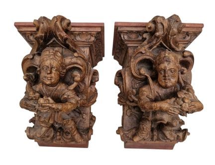 ESCULTURA - Par de ménsulas decorativas que repres