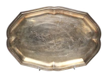 PUIFORCAT, Plat en argent à contour chantourné et 