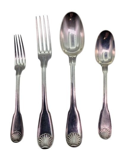 Ménagère en argent modèle à coquille Style Régence