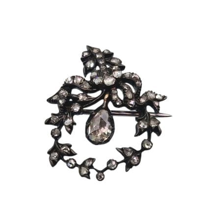 Broche de oro y plata con diamantes engastados PB: