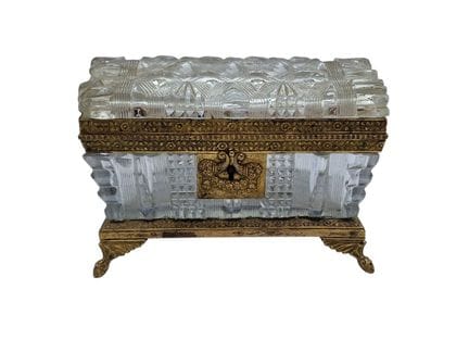 Coffret en cristal de creusot taillé en pointes de