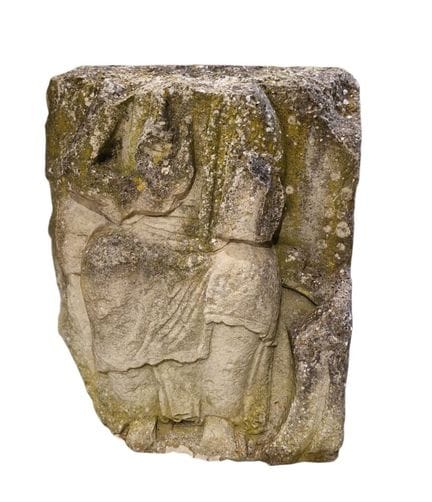 SKULPTUR – Segnender Christus aus Kalkstein, Tympa