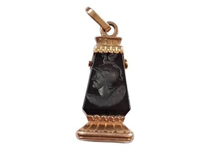 Engraved seal made of bloodstone (?), trapezoidal 