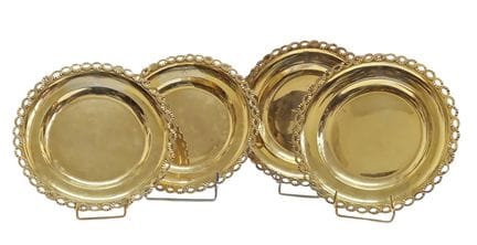 ODIOT Paris, Suite de 4 assiettes rondes en vermei