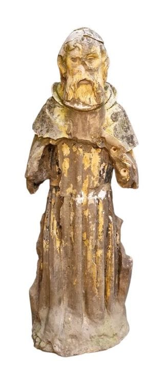 雕像——以石灰岩雕刻而成的全圆雕圣人像
诺曼底，约1500年。
有破损和缺失，残留彩绘痕迹。
高10