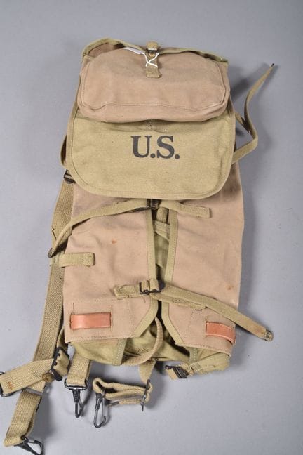 US—M-1928 canvas knapsack, manufactured by Baker L