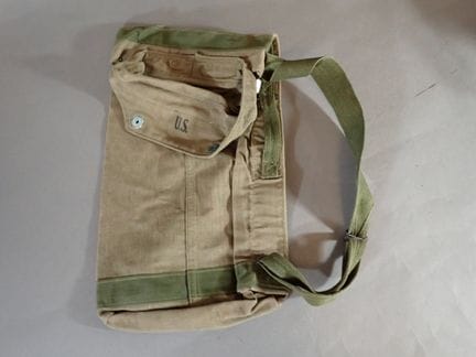 US. Bazooka rocket bag. Dated 1944. Like new