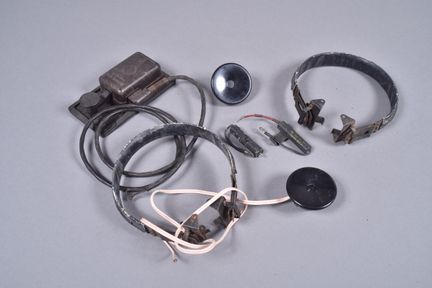 All- Lot including a Baumuster T1 morse code manip