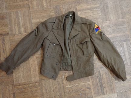 US - Ike jacket. Size 36R, dated April 1945, with 