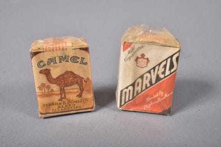 US- Deux paquets de 20 cigarettes de marque Camel 