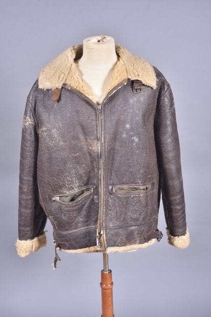 US- USAF mechanic's jacket in sheepskin turned ins