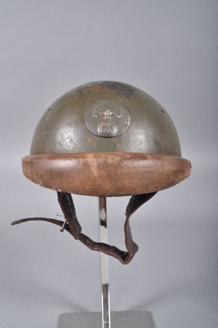 Fr- Model 1935 helmet for motorized troops. Khaki 