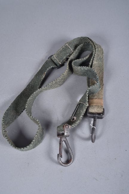 Carrying strap for MG ammunition boxes, made of gr