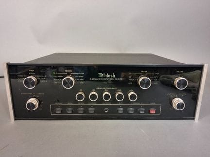 McIntosh C40, equipo de audio con centro de contro