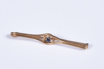 Petite barrette épingle de nourrice en or jaune (7