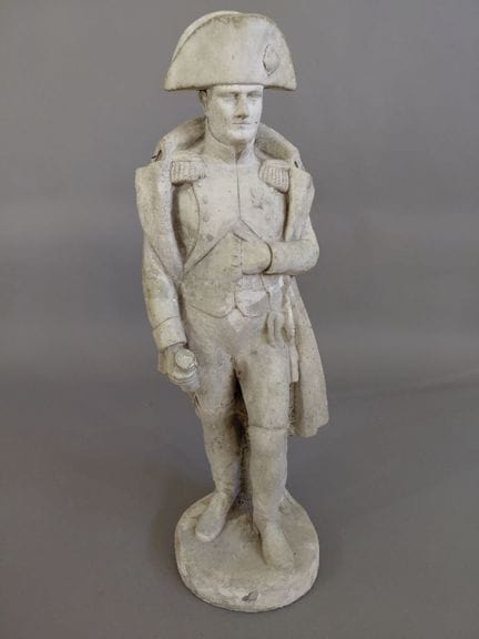 Große Figur aus Kunststein, die Kaiser Napoleon I.