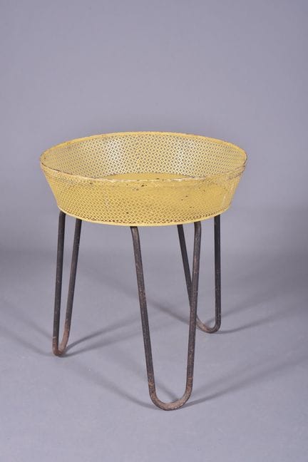 Mathieu MATEGOT (1910-2001), Grande table-corbeill