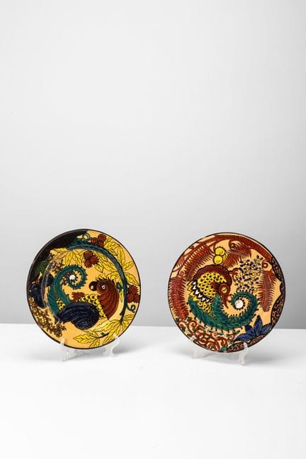 朱塞佩·马佐蒂——一对盘子，大约1930年

3 × 28 × 28 厘米

大约1930年设计
釉