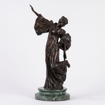 阿加顿·莱昂纳德（里尔 1841年 – 巴黎 1923年）作品——《舞者》

青色大理石底座上的青铜