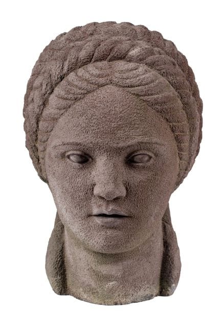 蒂莫·博尔托洛蒂（达尔福 1884年—米兰 1954年）  - 《尼凯》

斑岩雕塑
60 × 34