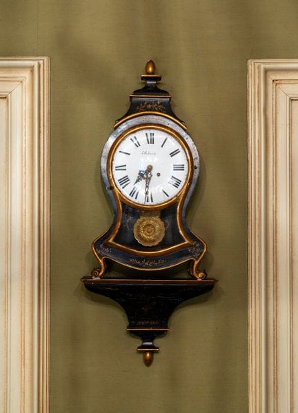 Robert, reloj de péndulo de Neuchâtel. Suiza, 1810