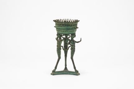 Brasero de bronce, reproducción al estilo pompeyan
