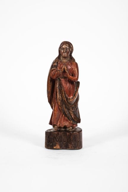 Virgen orante en madera tallada y pintada. Siglo X