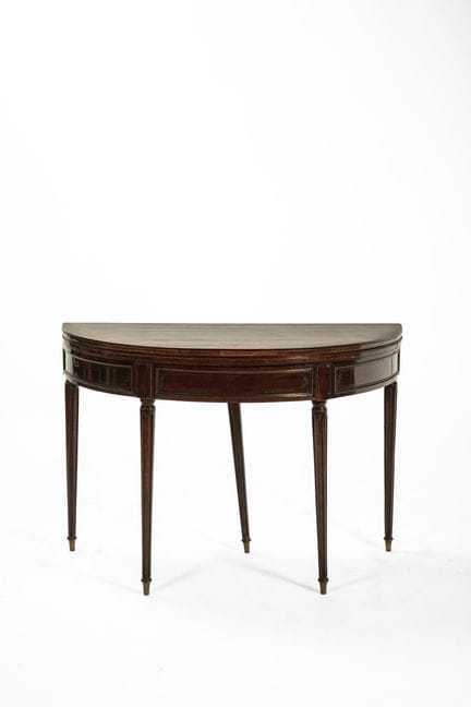 19th century veneered half-moon game table

closed