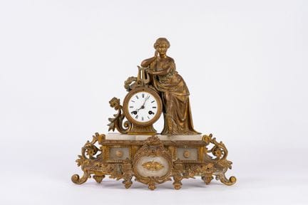 Pendola in bronzo dorato e alabastro, fine secolo 