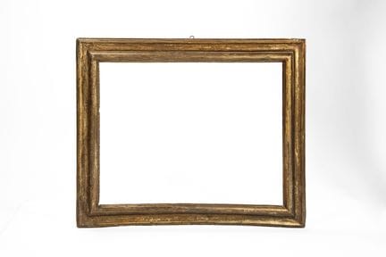 Cadre en bois

115,5 x 95 cm, cadre intérieur 100 