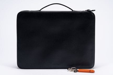 Prada - Document Holder


Black Saffiano leather d
